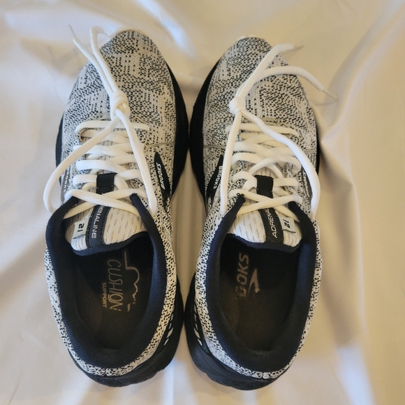 Brooks Adrenaline GTS 21 Running Shoes | Women's Sz. 8 | Black/White - Picture 4 of 10